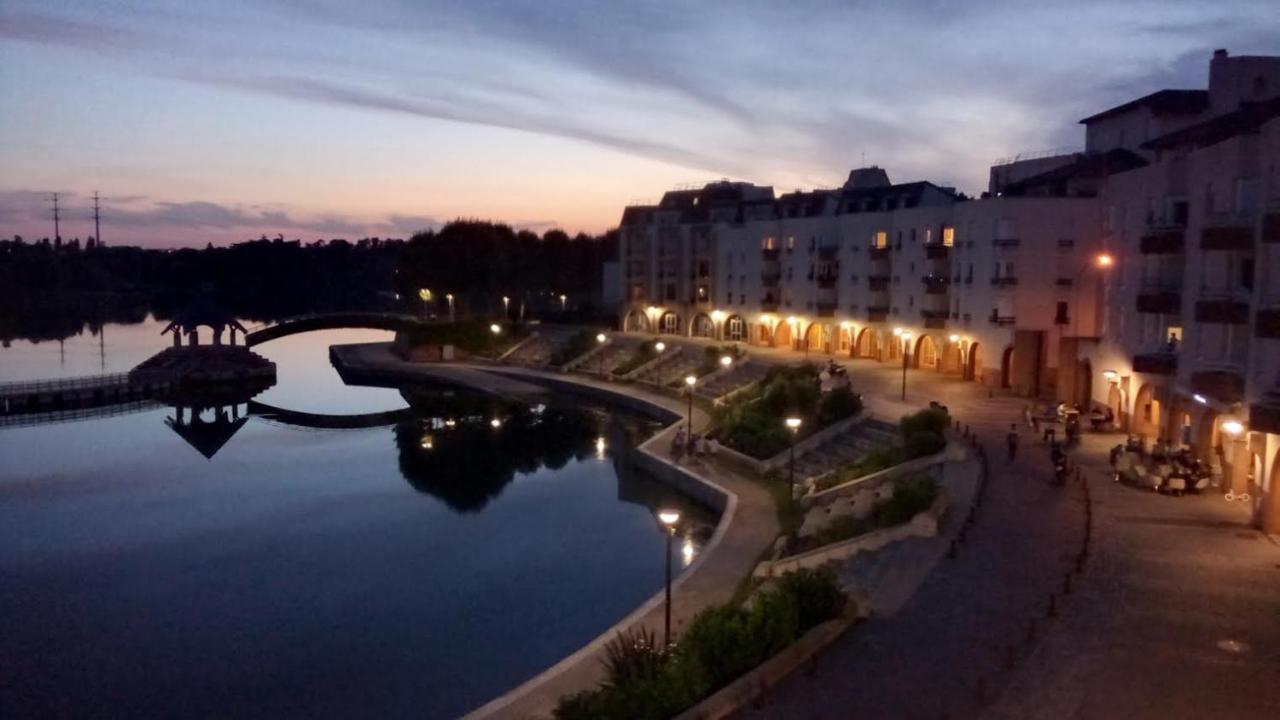 Vue Exceptionnelle Sur Le Lac クレテイユ エクステリア 写真