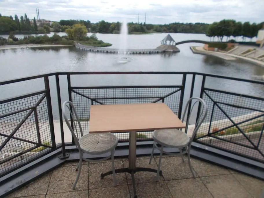 Vue Exceptionnelle Sur Le Lac クレテイユ エクステリア 写真